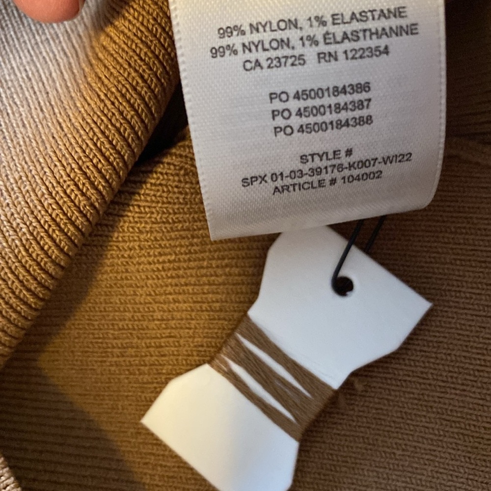 Aritzia⭐️Sculpt Knit Sweater♥️NEW! - Picture 10 of 11